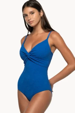 Amelius Kate One Piece