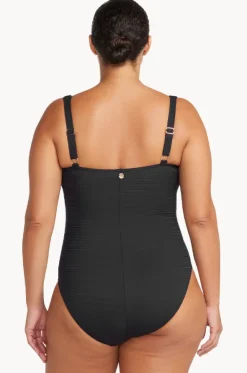 Aria Botticelli One Piece