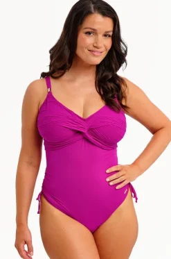 Beach Waves F Cup Twist Front One Piece