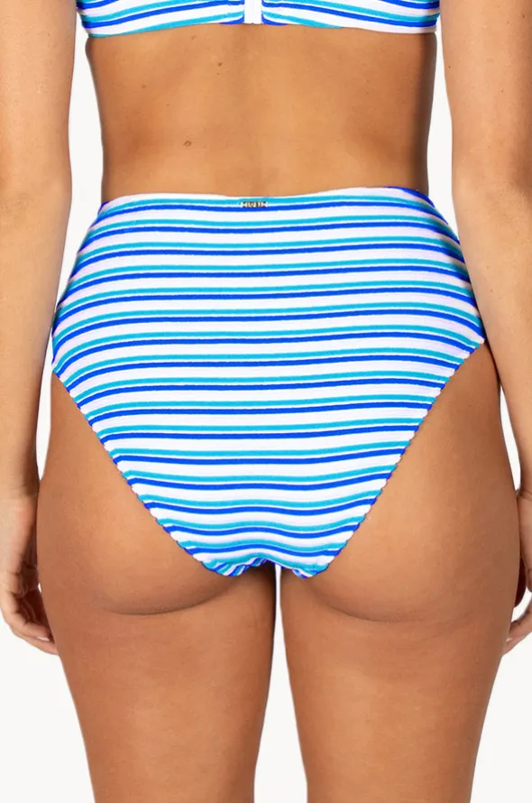 Capri High Waist Cheeky Pant