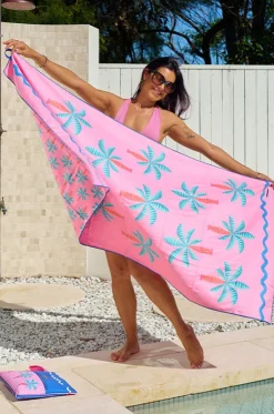 Fiesta Palm Sand Free Towel