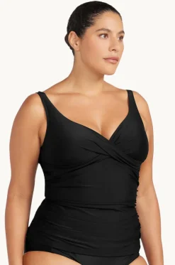 Hues Delacroix Singlet