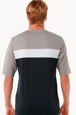 Mens Undertow Short Sleeve Suntop