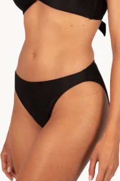 Rococco Luxe Ring Back Regular Pant