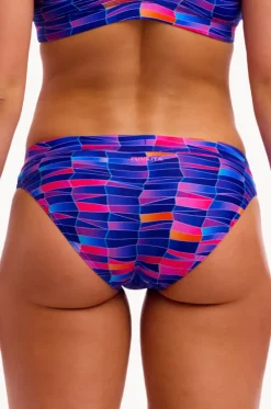 Warped Waves Sports Brief